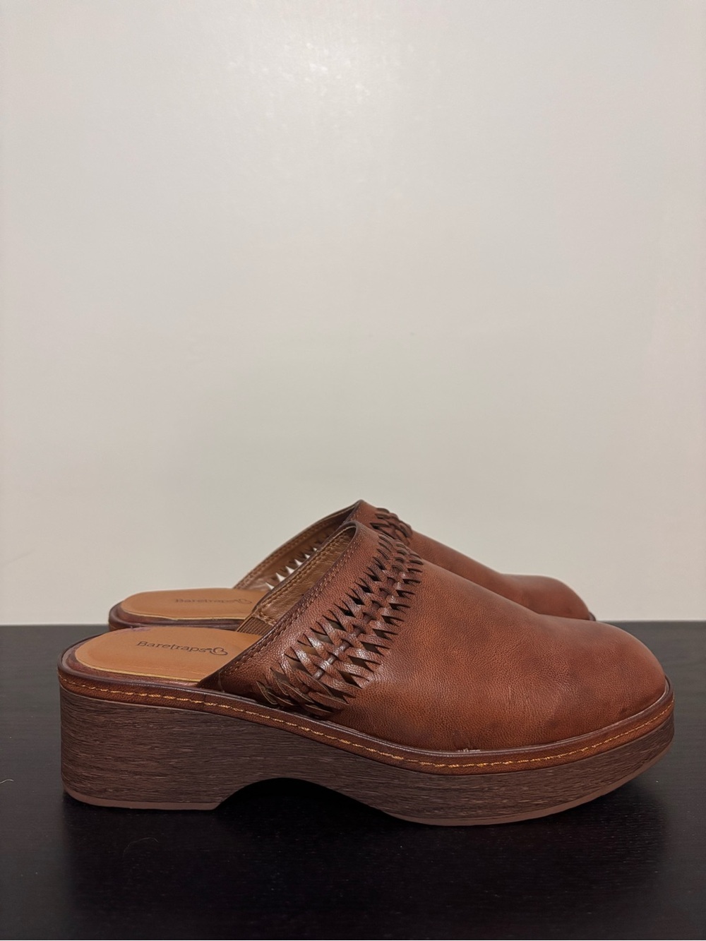 BareTraps Brown Leather Woven-Trim Closed-Toe Slip-On Clogs | Womens Sz 9 1/2